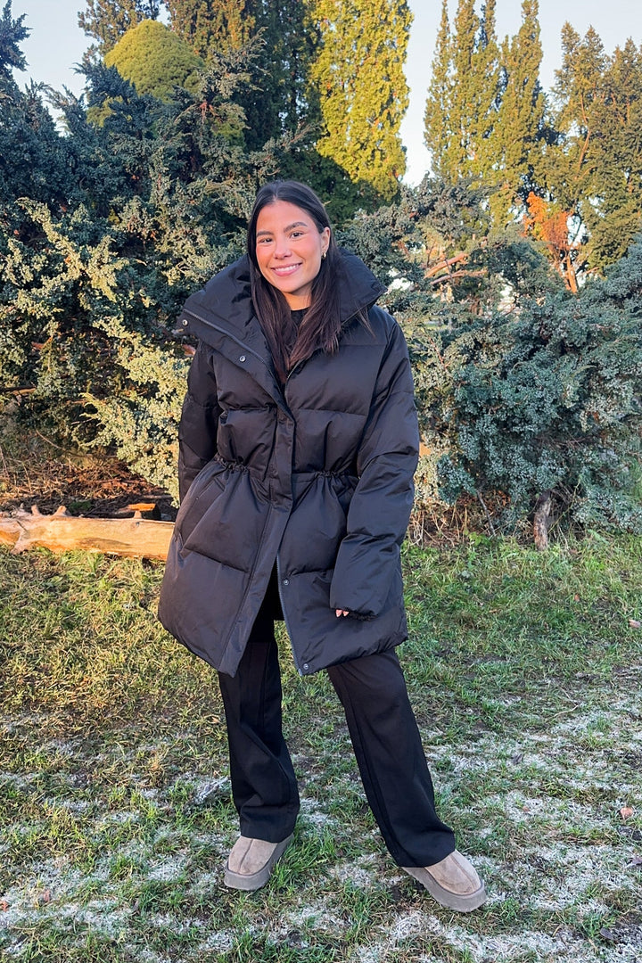 Astana Down Jacket Black | Yttertøy | Smuk