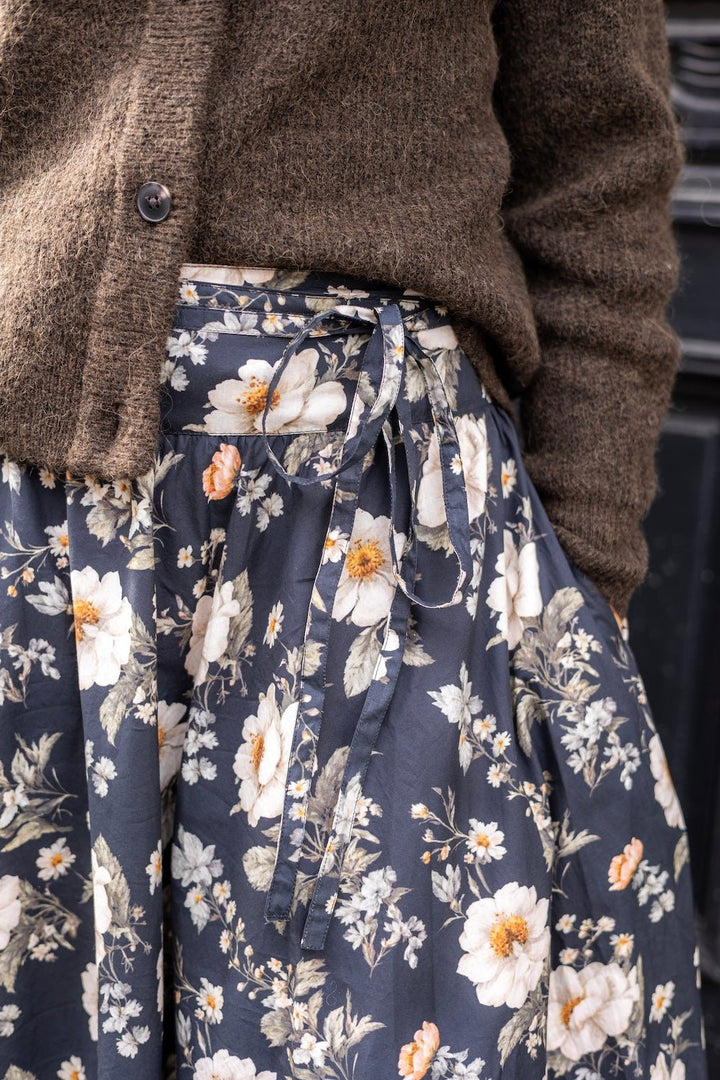 Astrid Skirt Antique Black Poplin | Skjørt | Smuk - Dameklær på nett