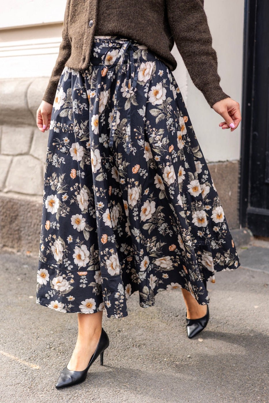 Astrid Skirt Antique Black Poplin | Skjørt | Smuk - Dameklær på nett