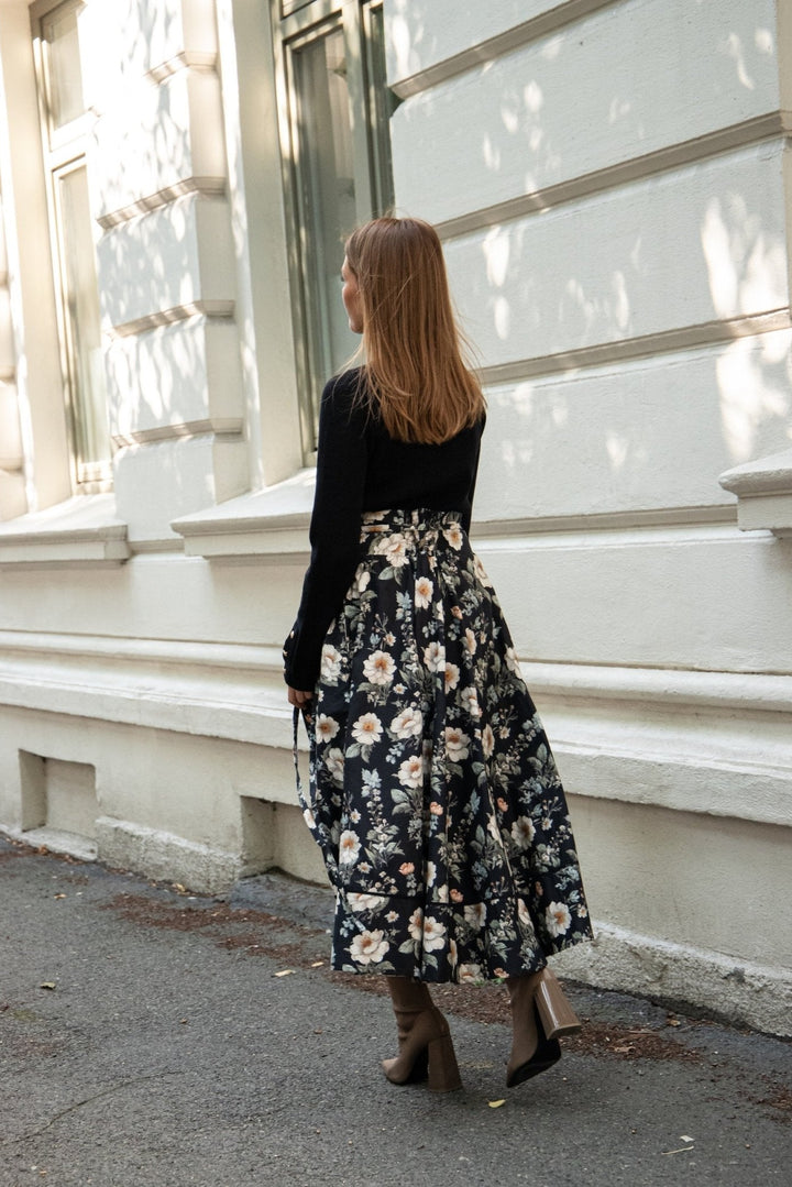 Astrid Skirt Antique Black Poplin | Skjørt | Smuk - Dameklær på nett