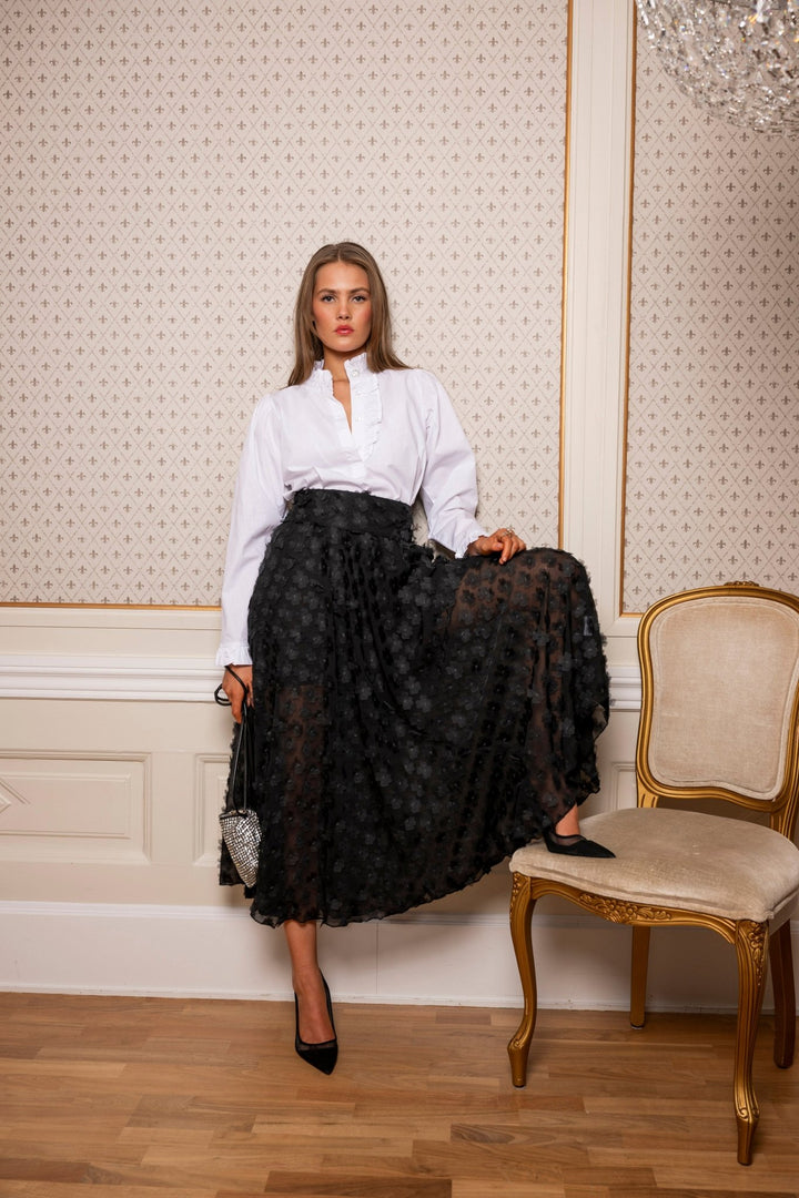 Astrid Skirt Black Applique | Skjørt | Smuk - Dameklær på nett
