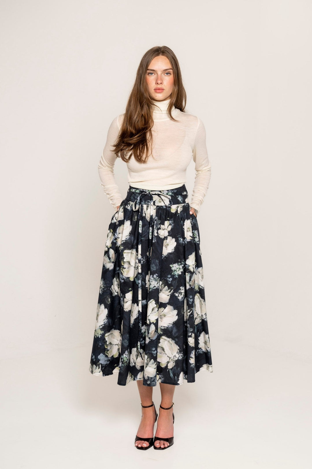 Astrid Skirt Blue Garden | Skjørt | Smuk