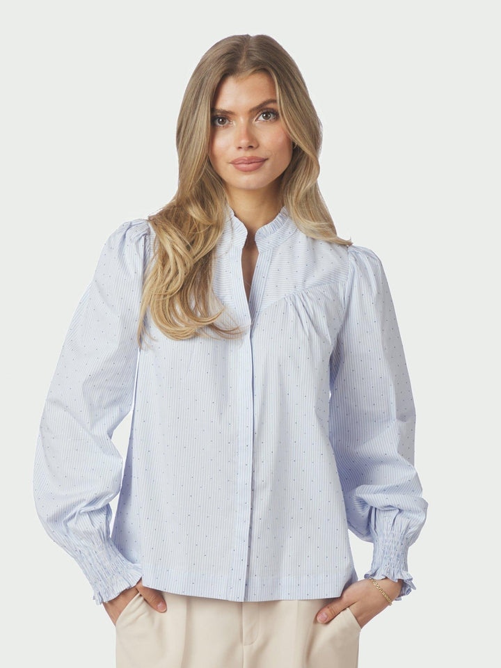 Astrida Stripe Stone Blouse Light Blue | Skjorter og bluser | Smuk