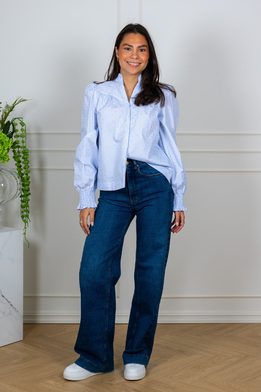 Astrida Stripe Stone Blouse Light Blue | Skjorter og bluser | Smuk