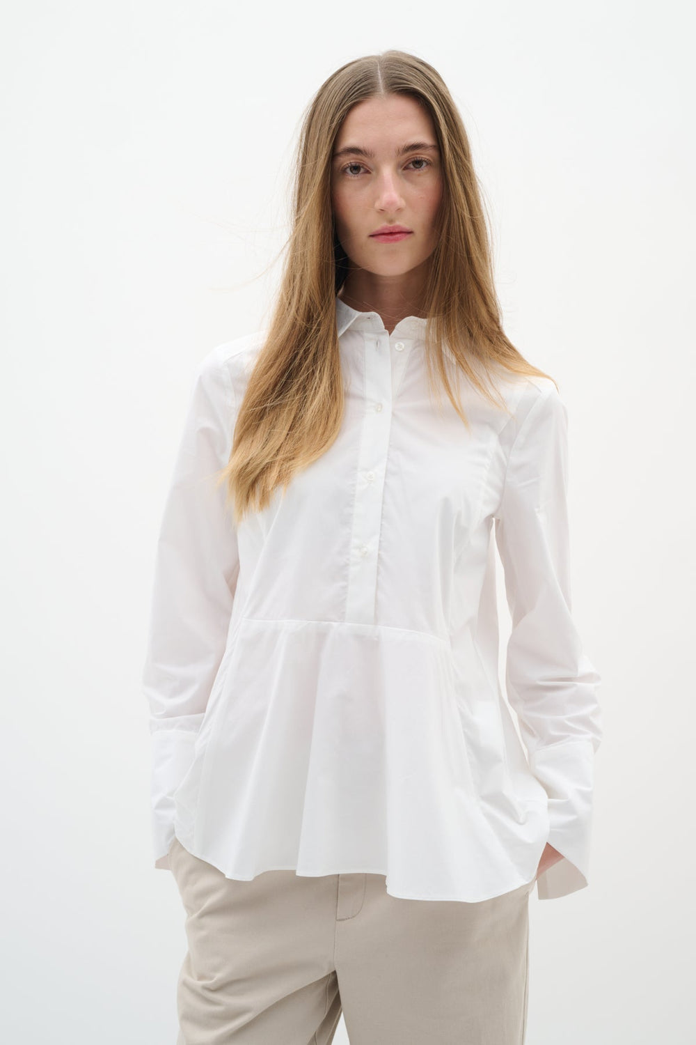 Atlasiw Fitted Shirt Pure White | Skjorter og bluser | Smuk - Dameklær på nett