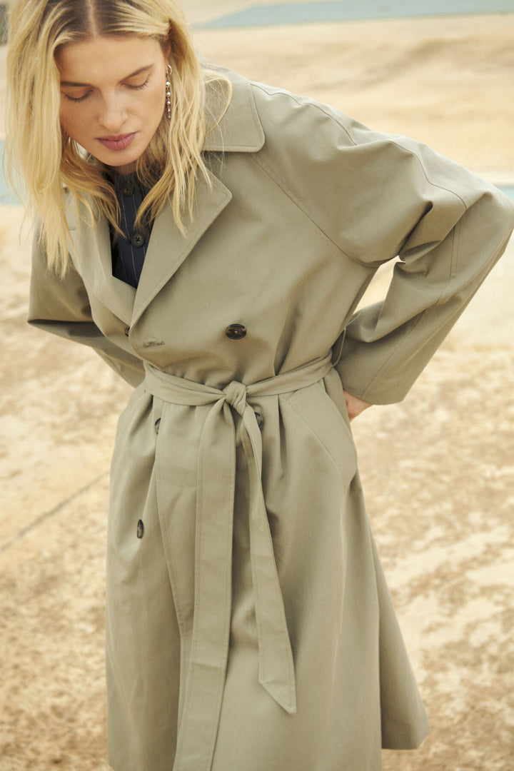 Aubrie Outerwear Travertine | Yttertøy | Smuk