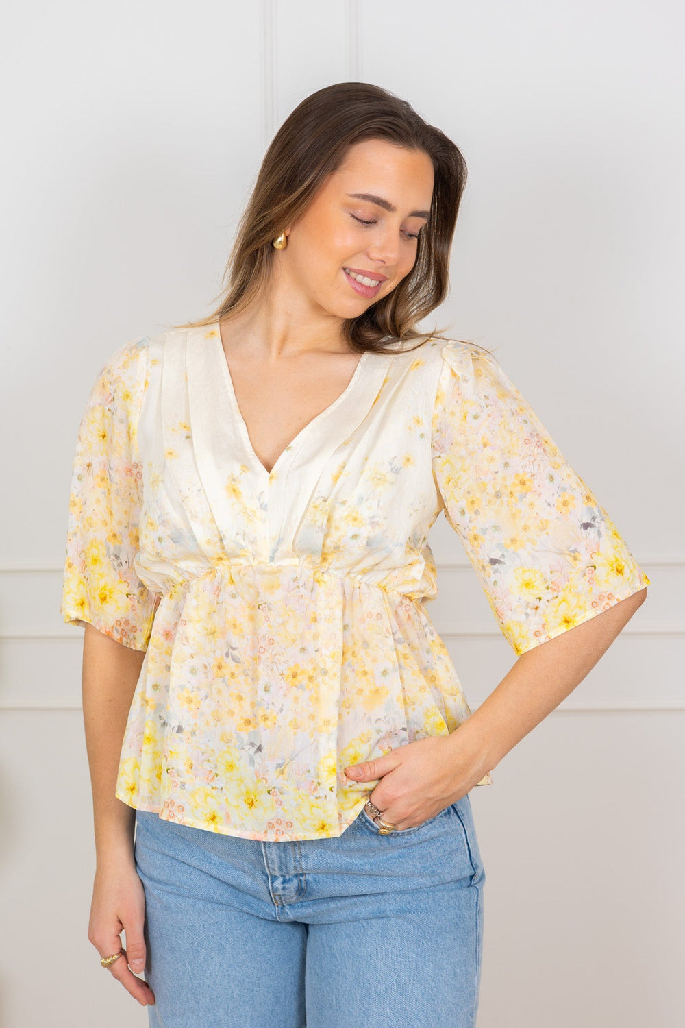 Aurora Blouse Pale Yellow | Skjorter og bluser | Smuk