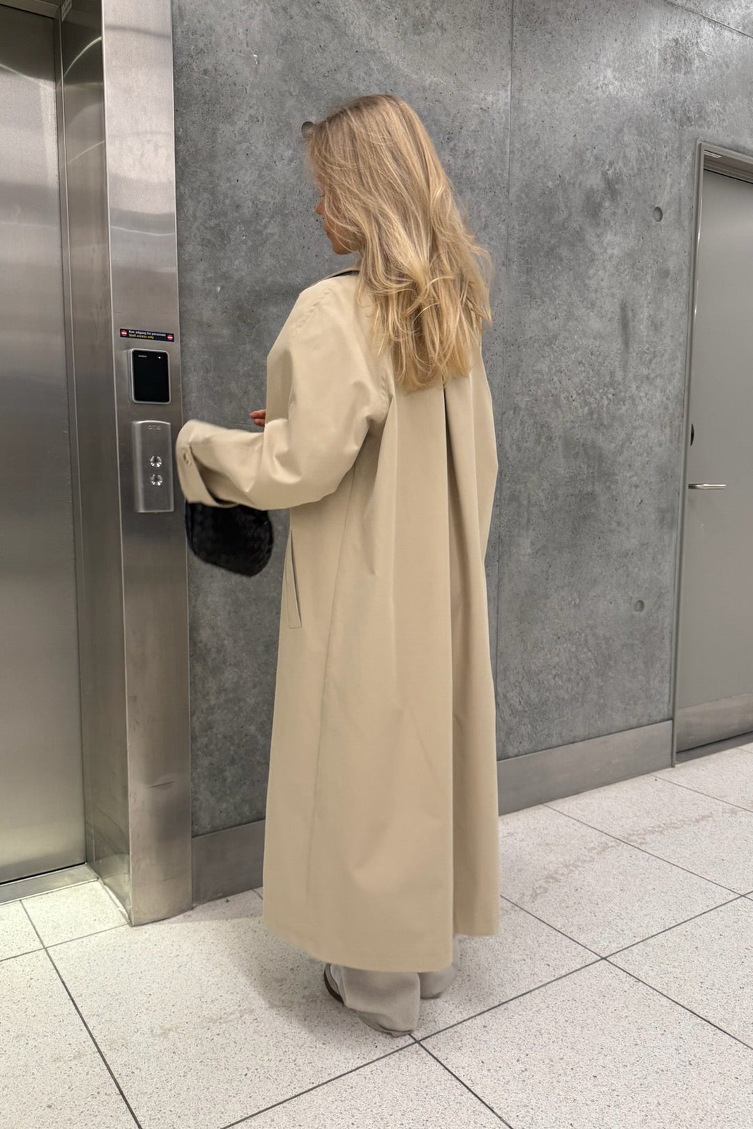 Ava Trenchcoat Beige | Yttertøy | Smuk - Dameklær på nett