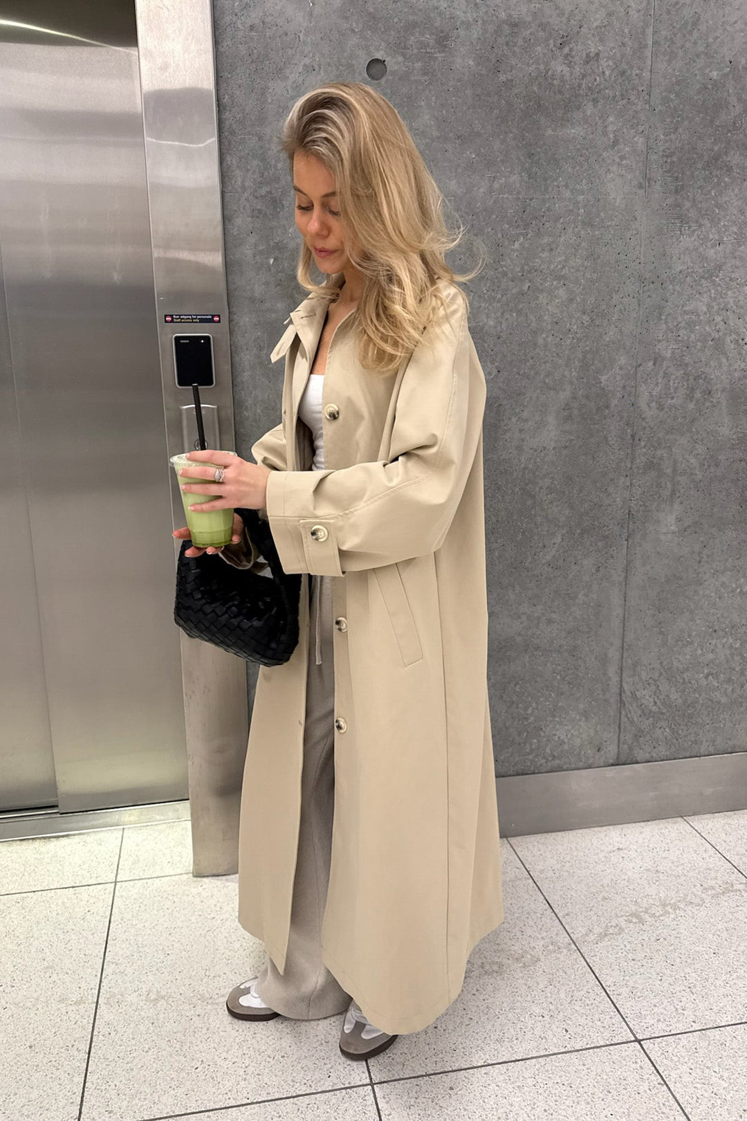 Ava Trenchcoat Beige | Yttertøy | Smuk - Dameklær på nett