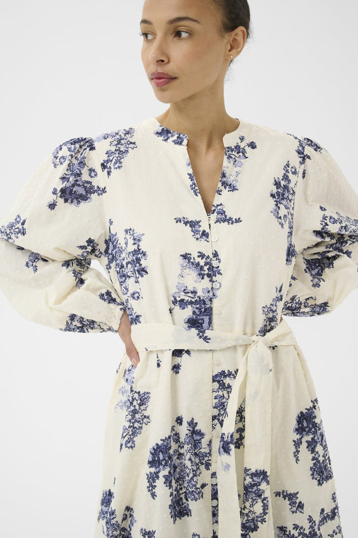 Avirana Dress Blue Shadow Flower Print | Kjoler | Smuk