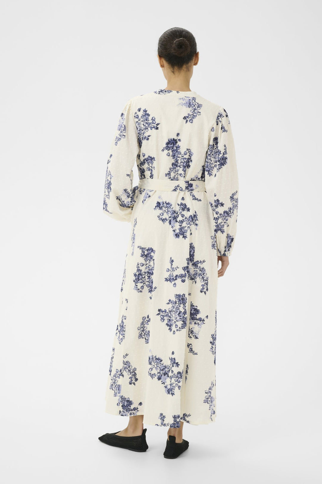 Avirana Dress Blue Shadow Flower Print | Kjoler | Smuk