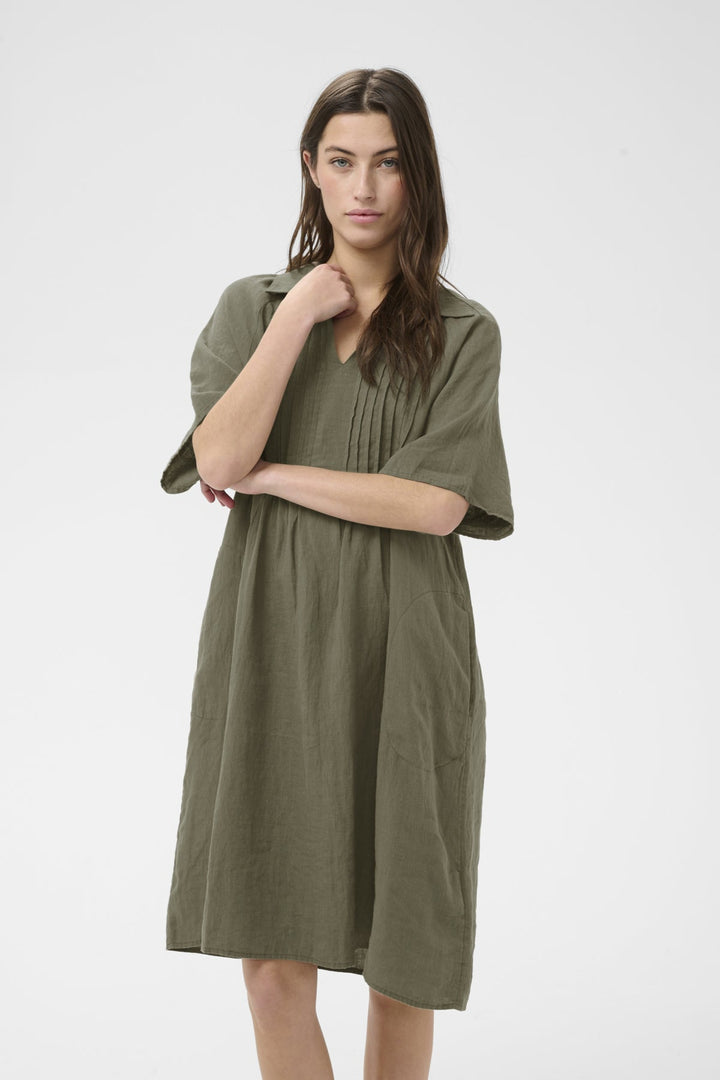 Ayla Dress Smokey Olive | Kjoler | Smuk