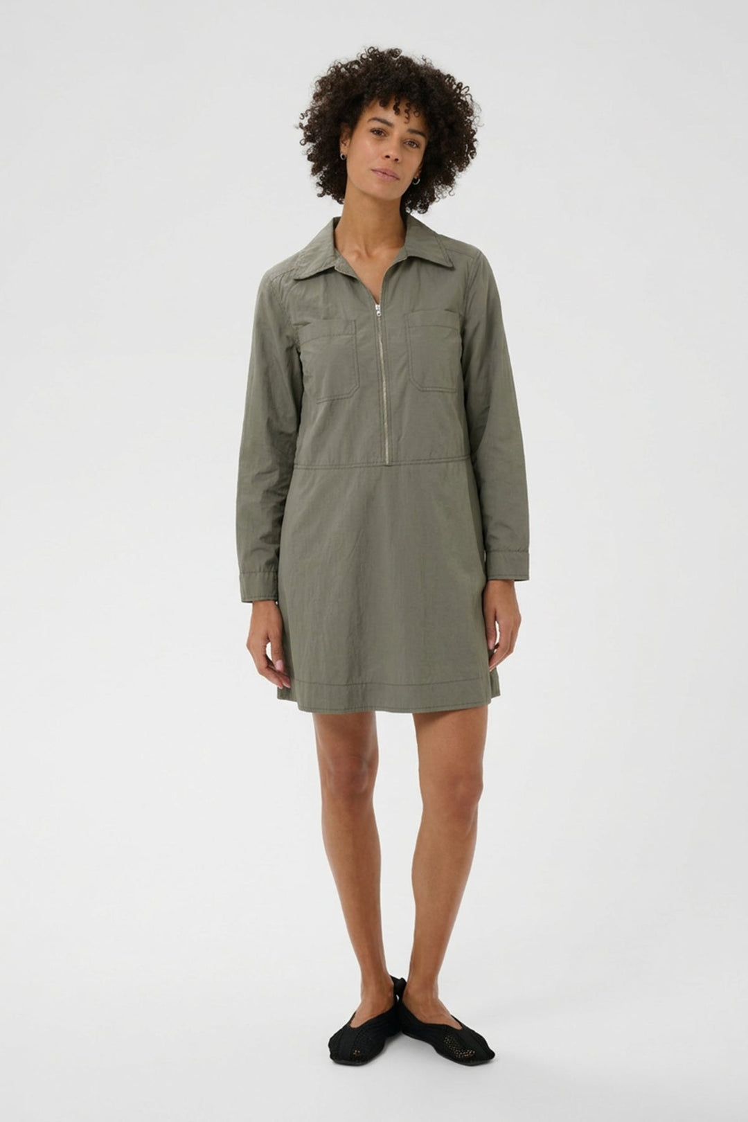 Ayse Dress Smokey Olive | Kjoler | Smuk