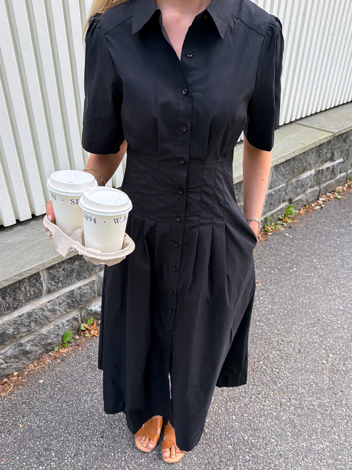 Baia Poplin Dress Black | Kjoler | Smuk