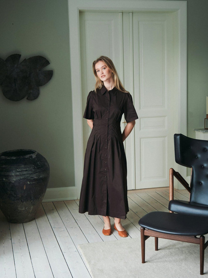 Baia Poplin Dress Chocolate Brown | Kjoler | Smuk