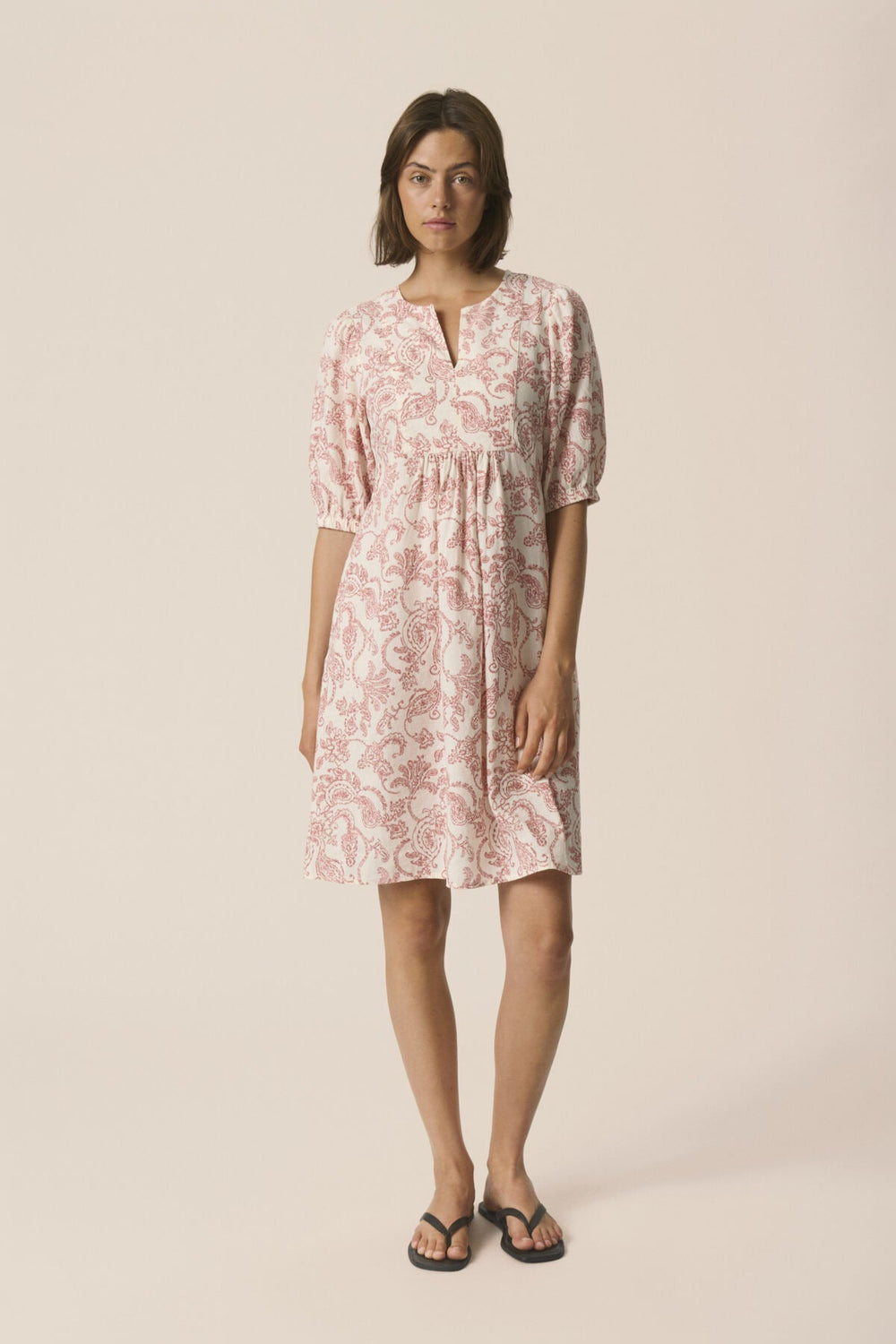 Benete Dress Peach Blossom Dot Paisley | Kjoler | Smuk