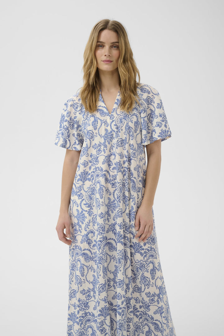 Bentine Dress Blue Dot Paisley Print | Kjoler | Smuk