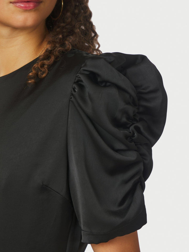 Benua Heavy Sateen Blouse Black | Skjorter og bluser | Smuk
