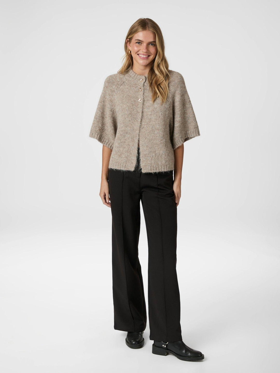 Benuta Fluffy Knit Cardigan Beige Melange | Genser | Smuk - Dameklær på nett