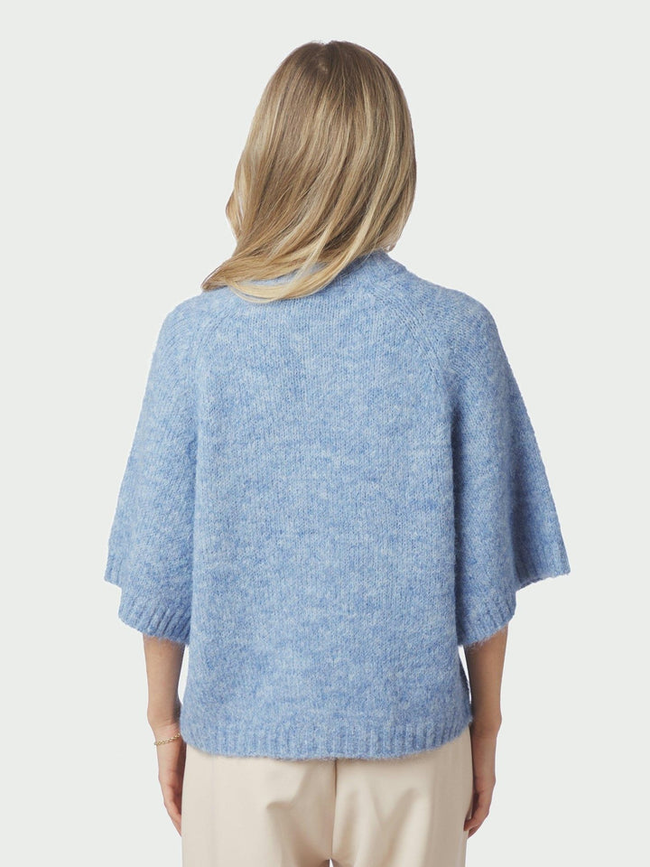 Benuta Fluffy Knit Cardigan Dusty Blue | Genser | Smuk