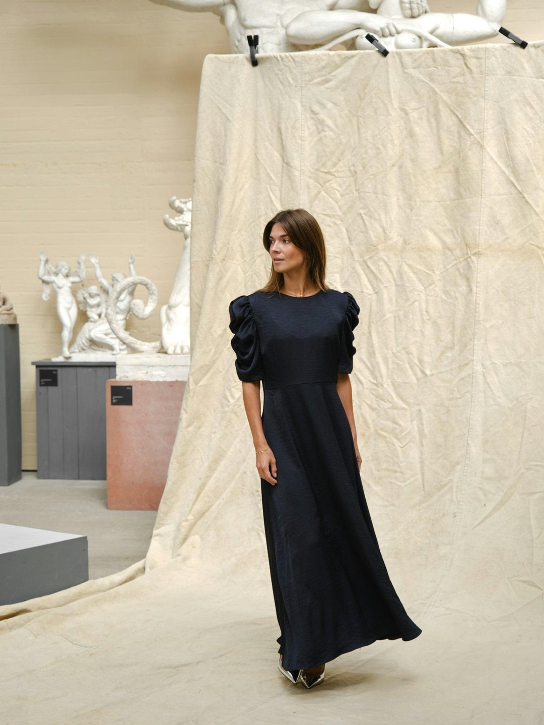 Benuti Solid Dress Navy | Kjoler | Smuk - Dameklær på nett