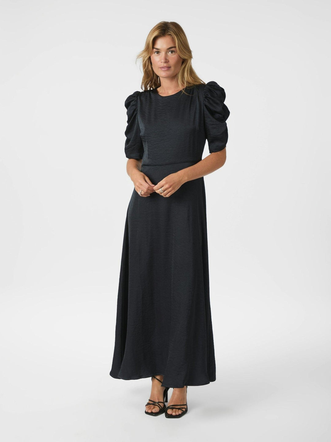 Benuti Solid Dress Navy | Kjoler | Smuk - Dameklær på nett