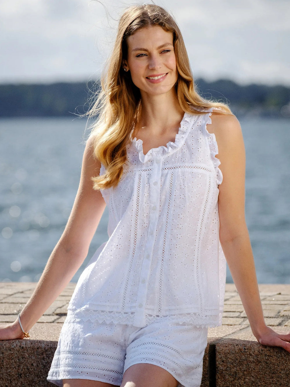 Blakely Shorts White | Shorts | Smuk