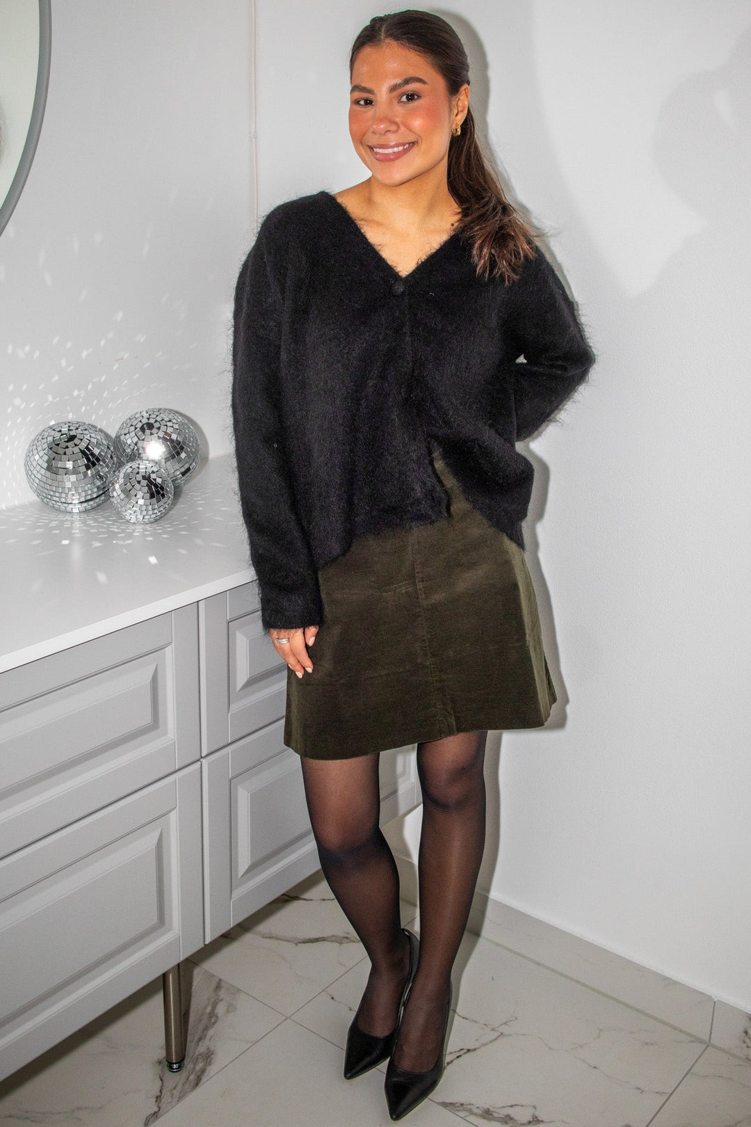 Boxy Cardi Sweater Black | Genser | Smuk