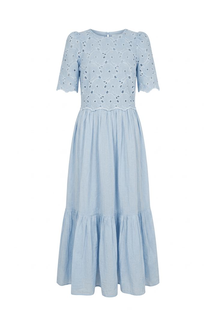 Broderie Anglaise Maxi Dress Light Blue | Kjoler | Smuk