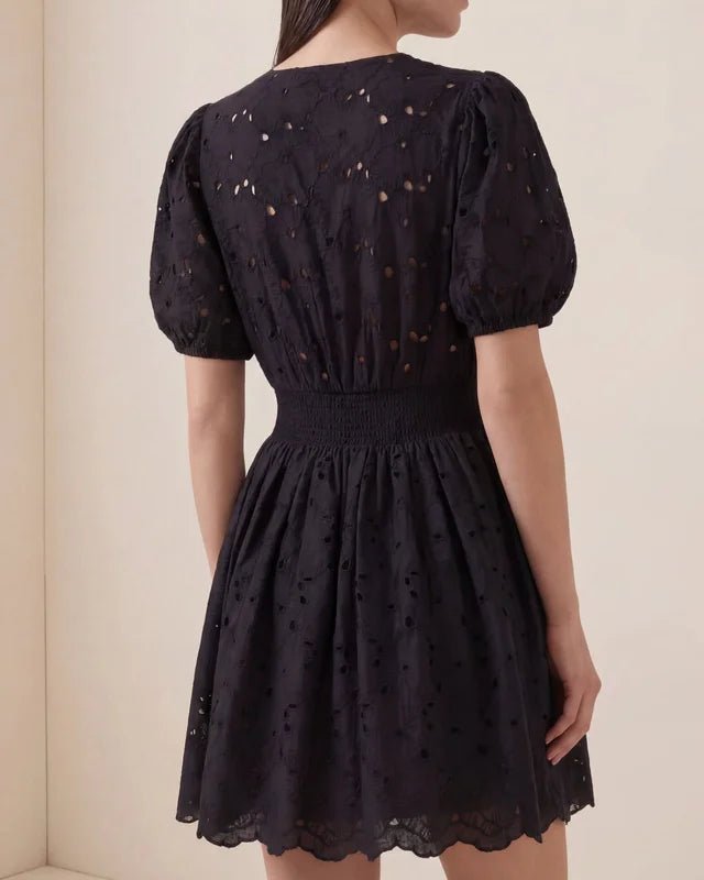 Broderie Anglaise Puffed Dress Black | Kjoler | Smuk