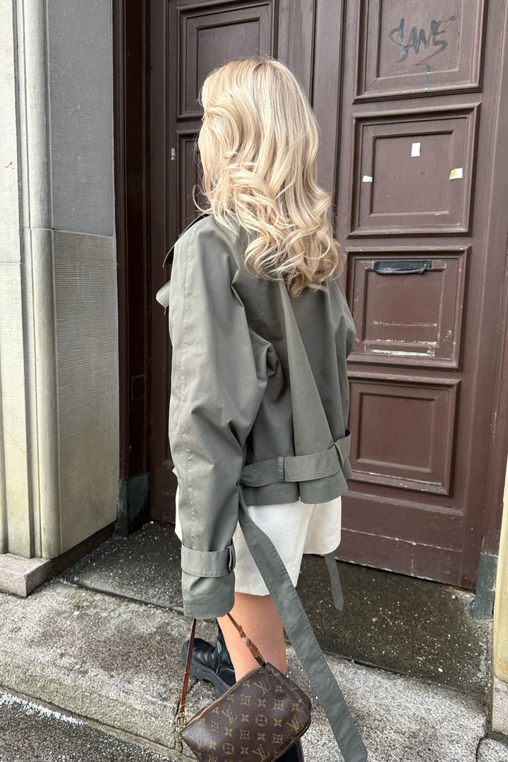 Alma Trenchcoat Green