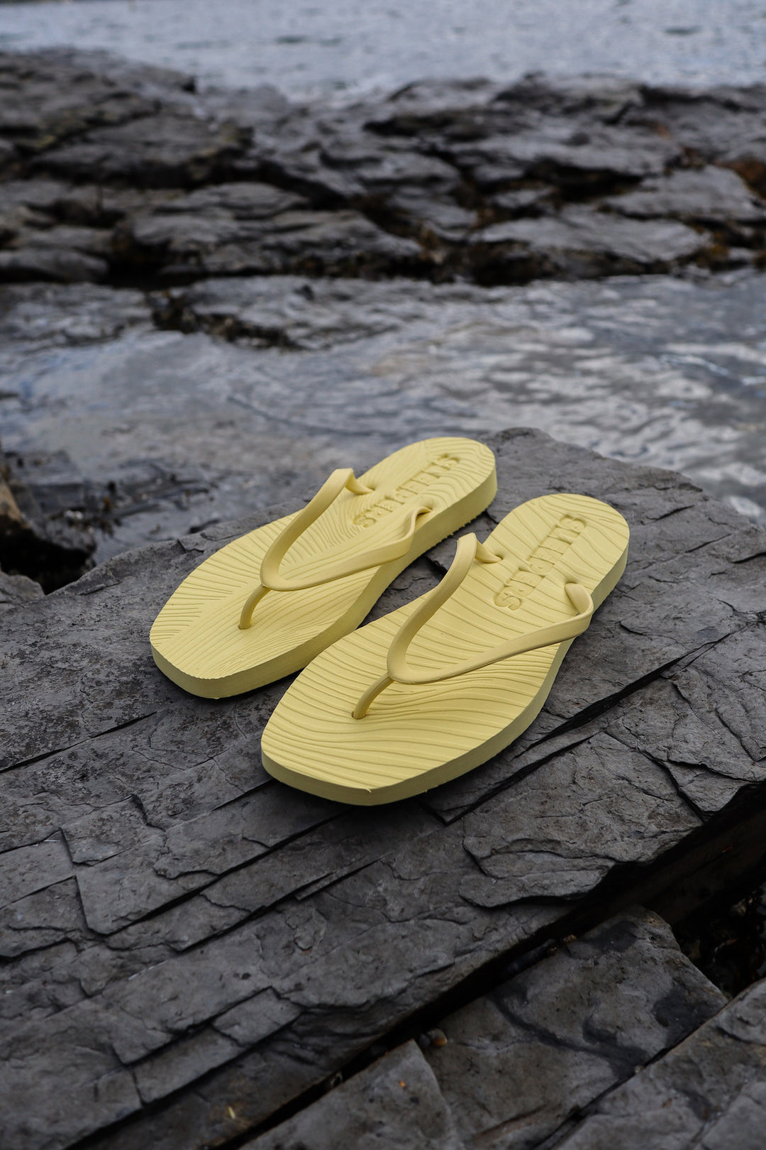 Tapered Flip Flop Mellow Yellow