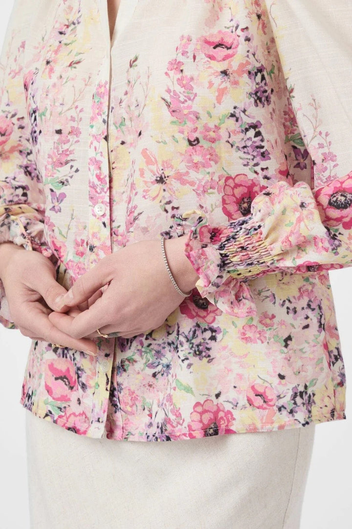 Calloma Flower Print Blouse Ivory | Skjorter og bluser | Smuk - Dameklær på nett