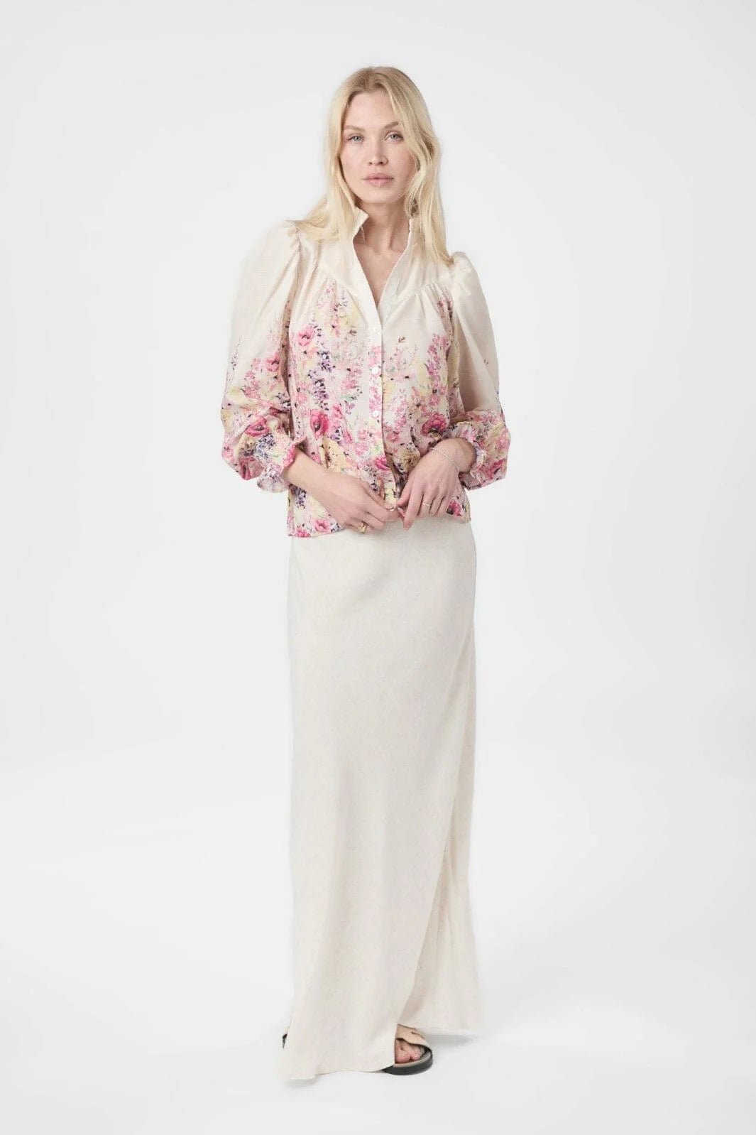 Calloma Flower Print Blouse Ivory | Skjorter og bluser | Smuk - Dameklær på nett