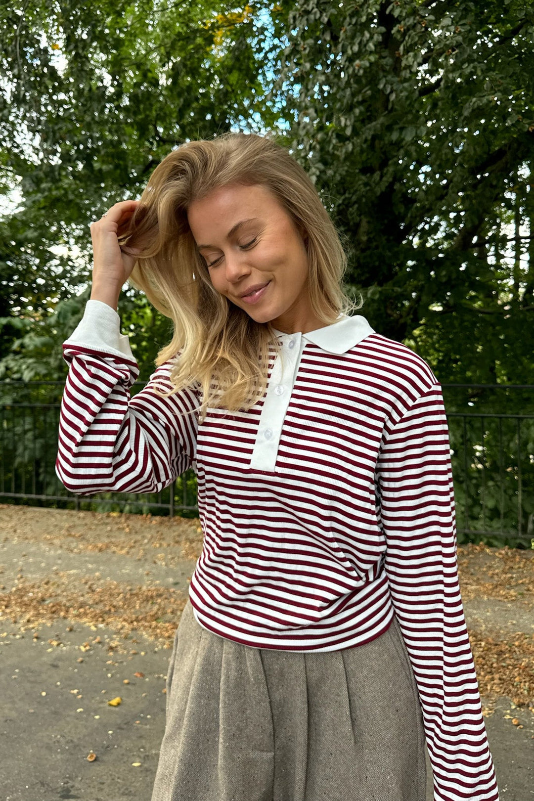 Carly Polo Bordeaux Stripes | Genser | Smuk