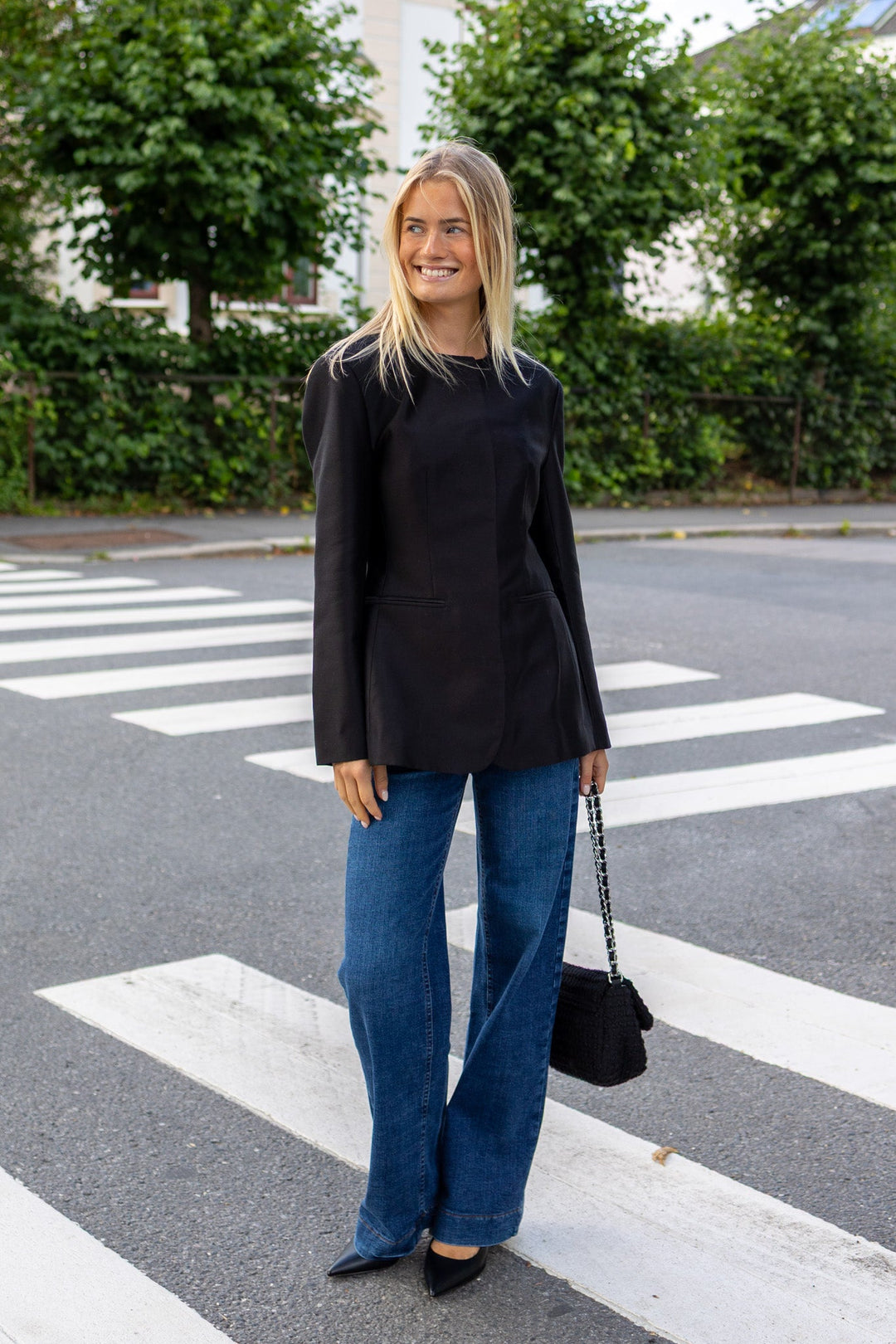 Carol Collarless Wool-Silk Evening Blazer Black | Blazer | Smuk