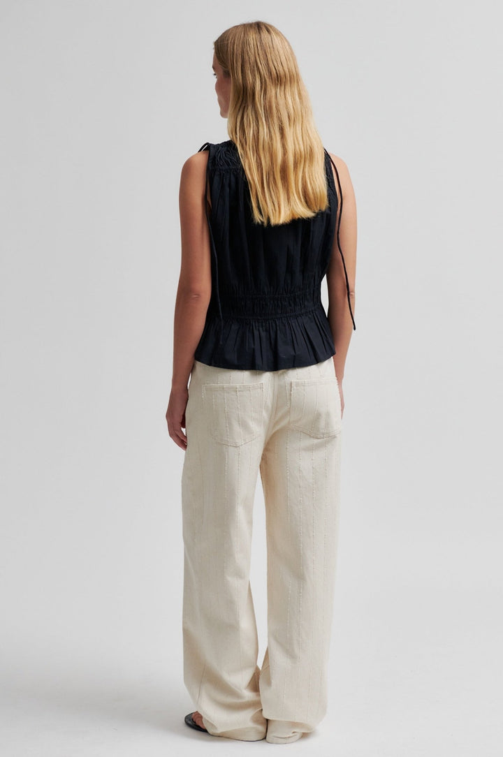 Carpi Top Black | Topper | Smuk