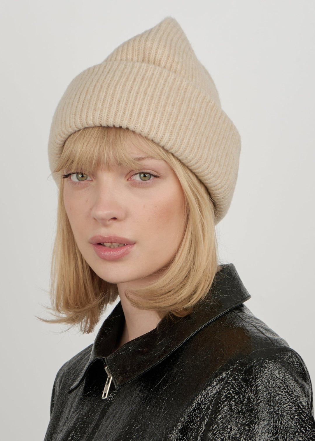 Cashmere Beanie Beige | Accessories | Smuk - Dameklær på nett