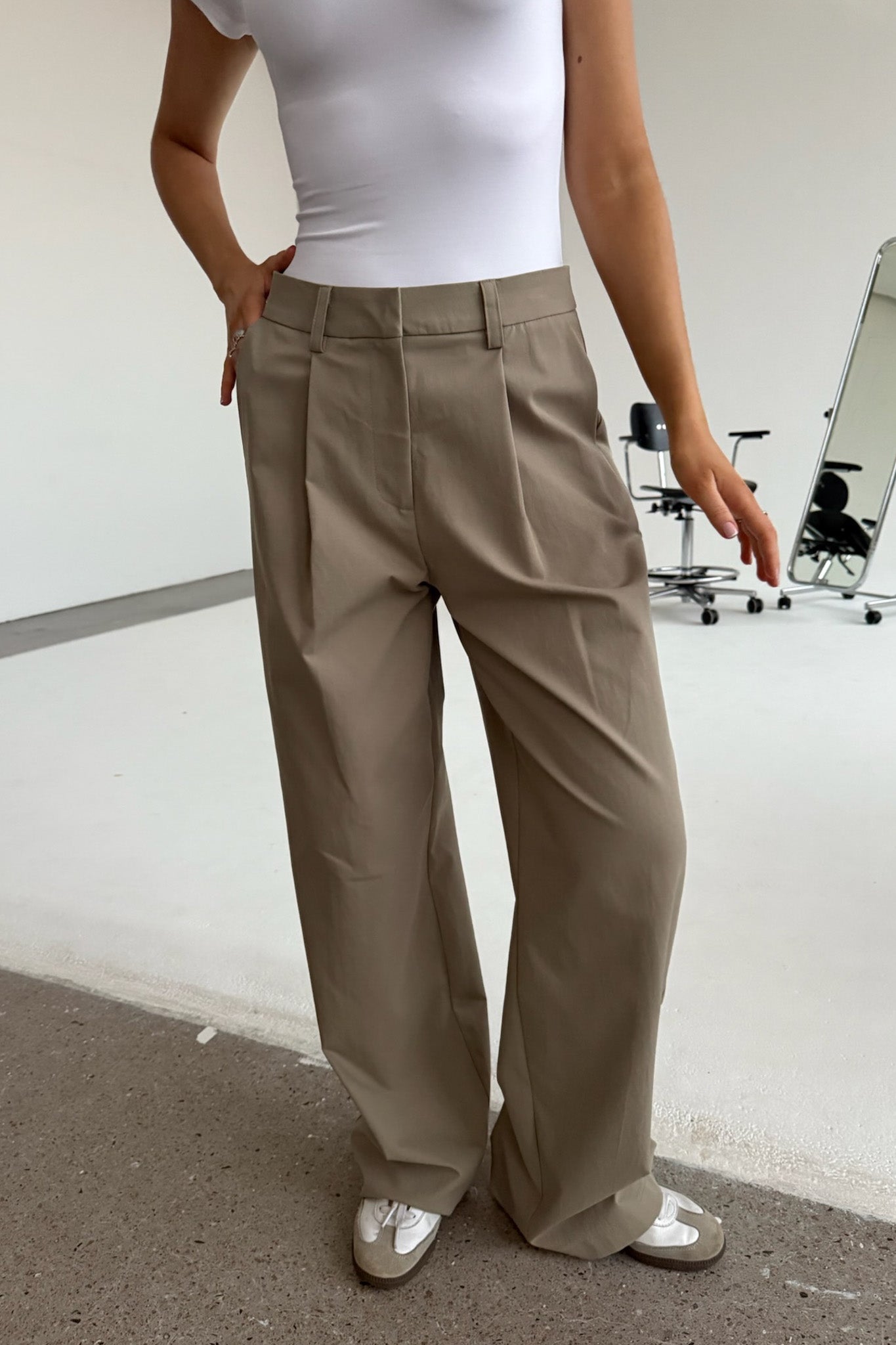 Alena Pants - Khaki