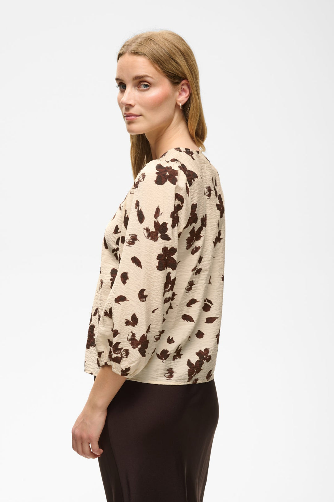Channie Shirt Oatmeal Feather Flower Print | Skjorter og bluser | Smuk