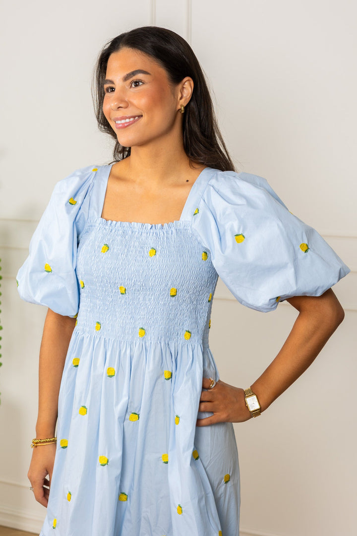 Cheri Fruit Dress Light Blue/Yellow | Kjoler | Smuk