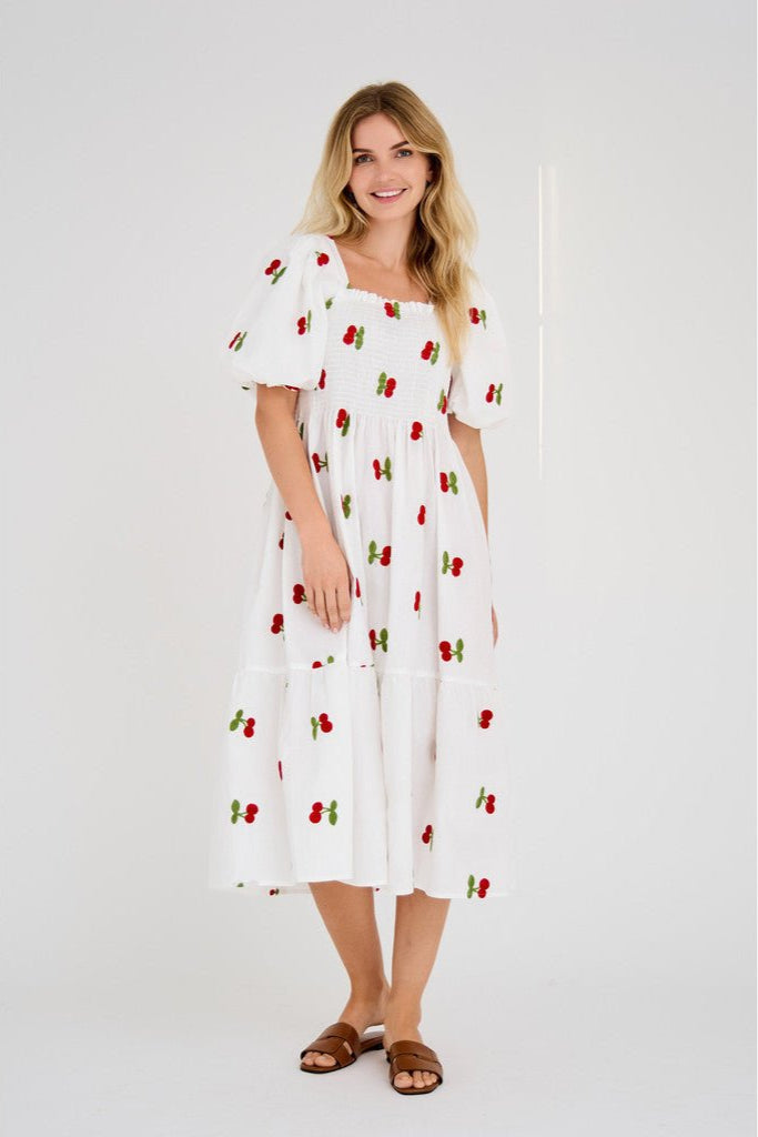 Cheri Fruit Dress White/Red | Kjoler | Smuk - Dameklær på nett