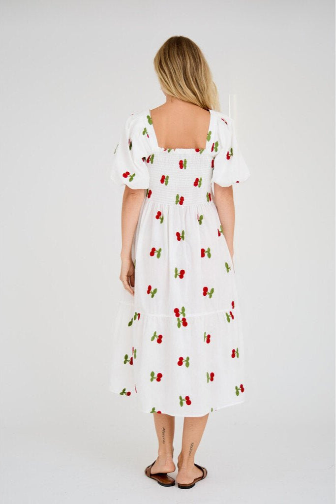 Cheri Fruit Dress White/Red | Kjoler | Smuk - Dameklær på nett