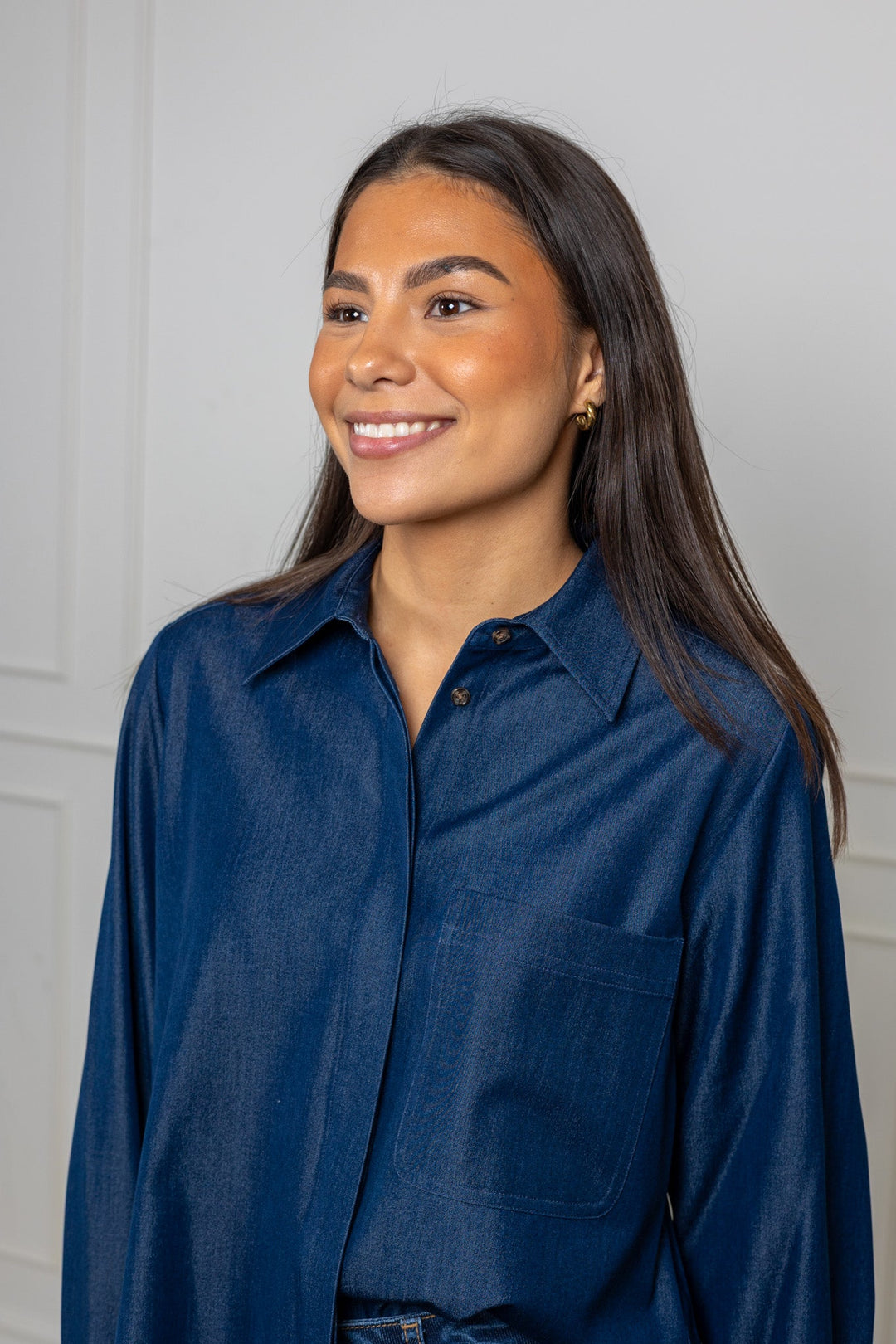 Cherrieiw Shirt Dark Denim | Skjorter og bluser | Smuk - Dameklær på nett