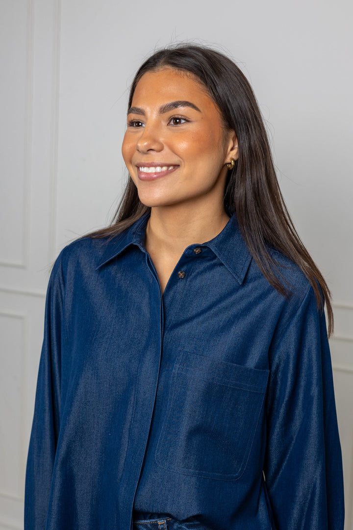 Cherrieiw Shirt Dark Denim | Skjorter og bluser | Smuk - Dameklær på nett