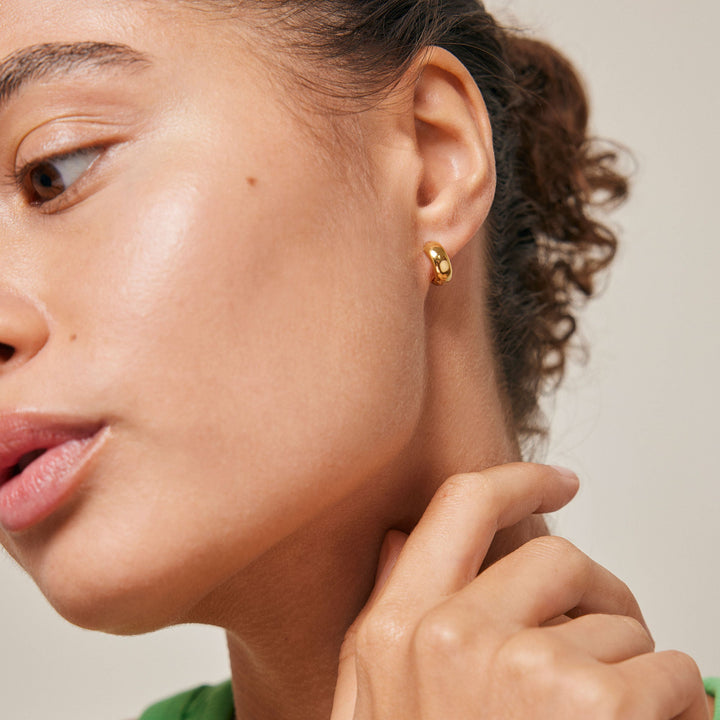 Classic Wide Earrings 11M Gold | Accessories | Smuk - Dameklær på nett