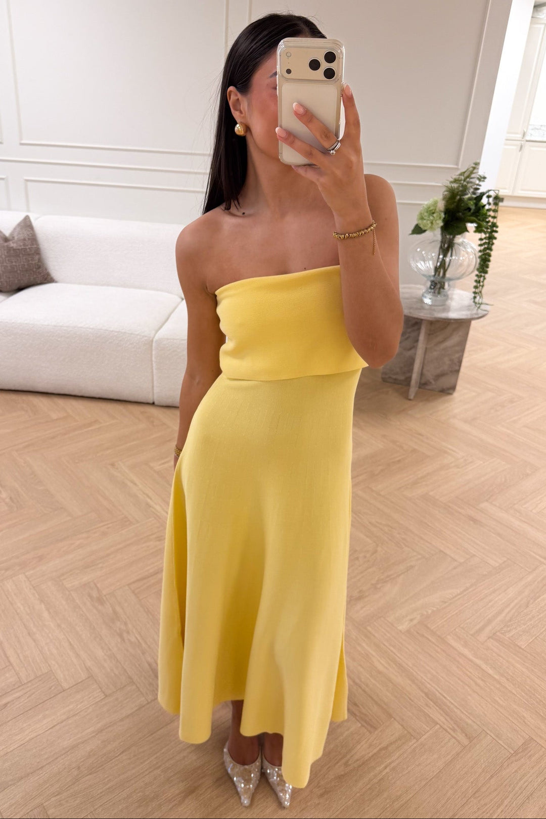 Clementina Midi Dress Butter Yellow | Kjoler | Smuk