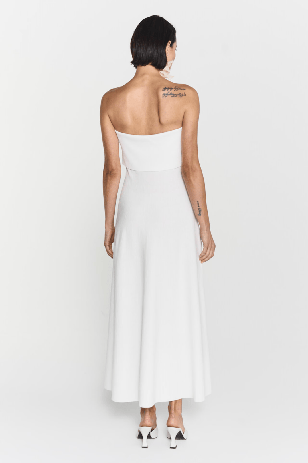 Clementina Midi Dress Off White | Kjoler | Smuk - Dameklær på nett