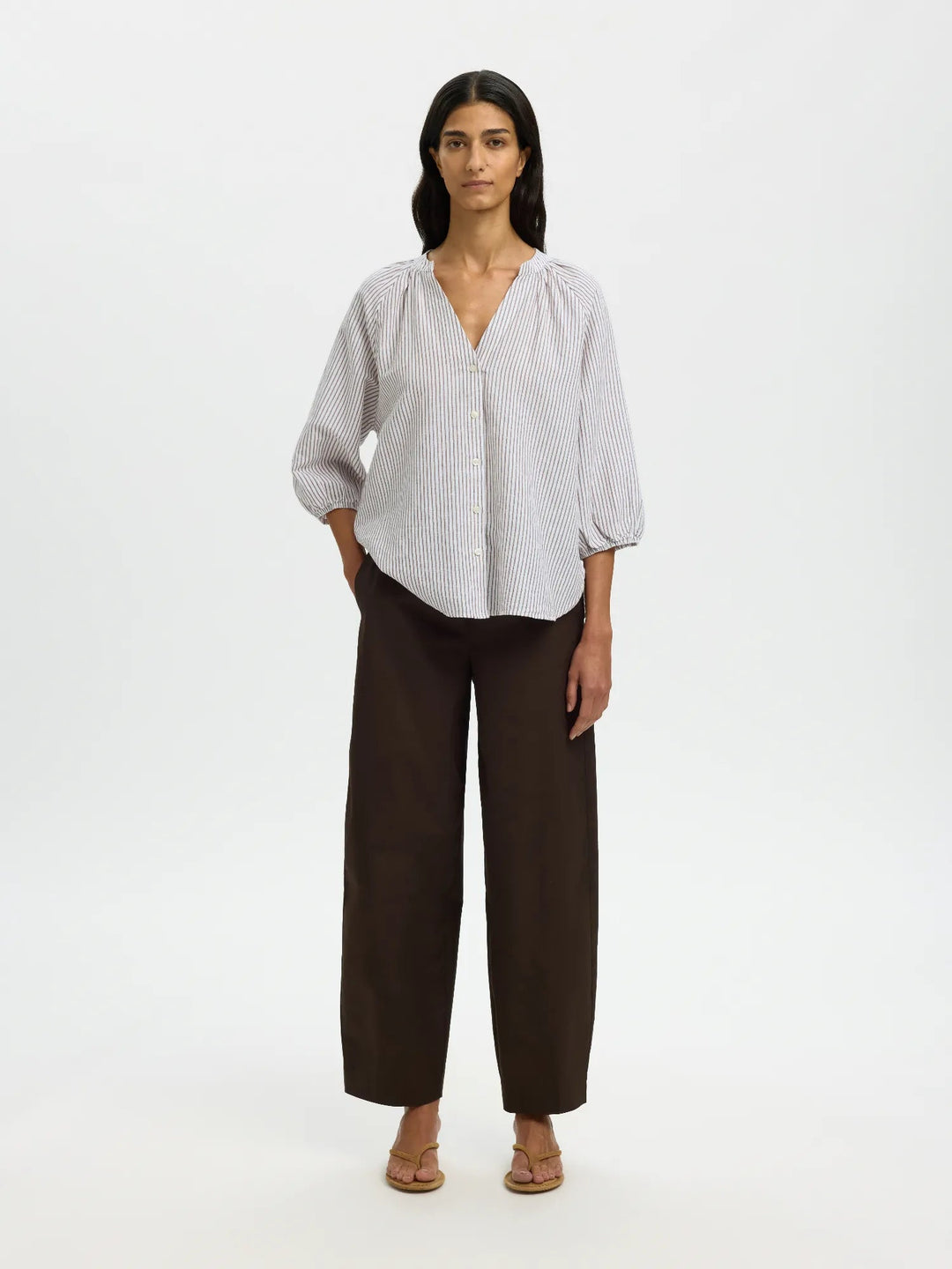 Cleo - Alberta Linen Blend Shirt Bright White Chocolate Chip | Skjorter og bluser | Smuk