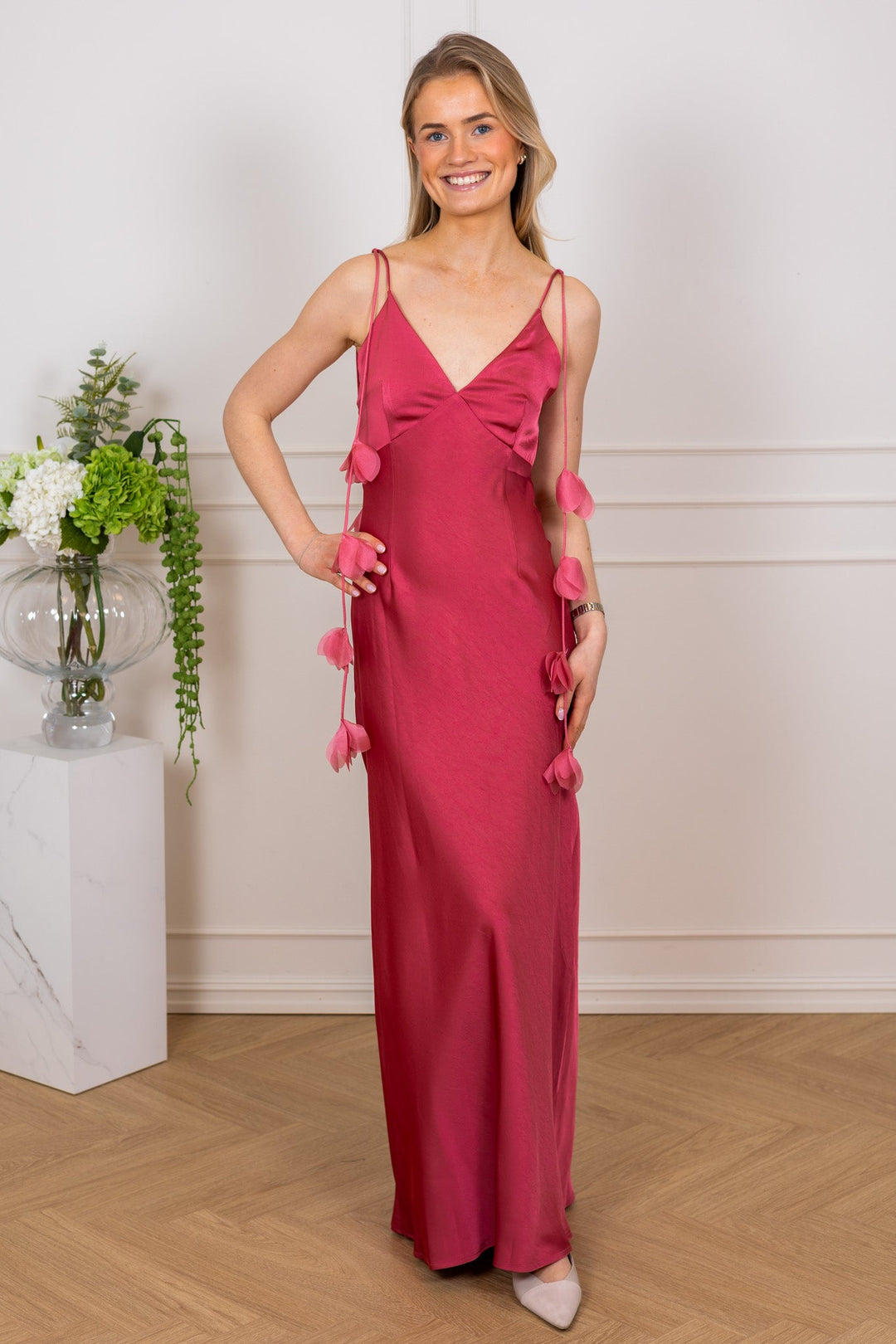 Colly Heavy Sateen Dress Cherry Pink | Kjoler | Smuk